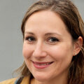 Évelyne K.